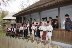 Festivalului Național de Folclor ”Constantin Arvinte” Festivalului Național de Folclor ”Constantin Arvinte”